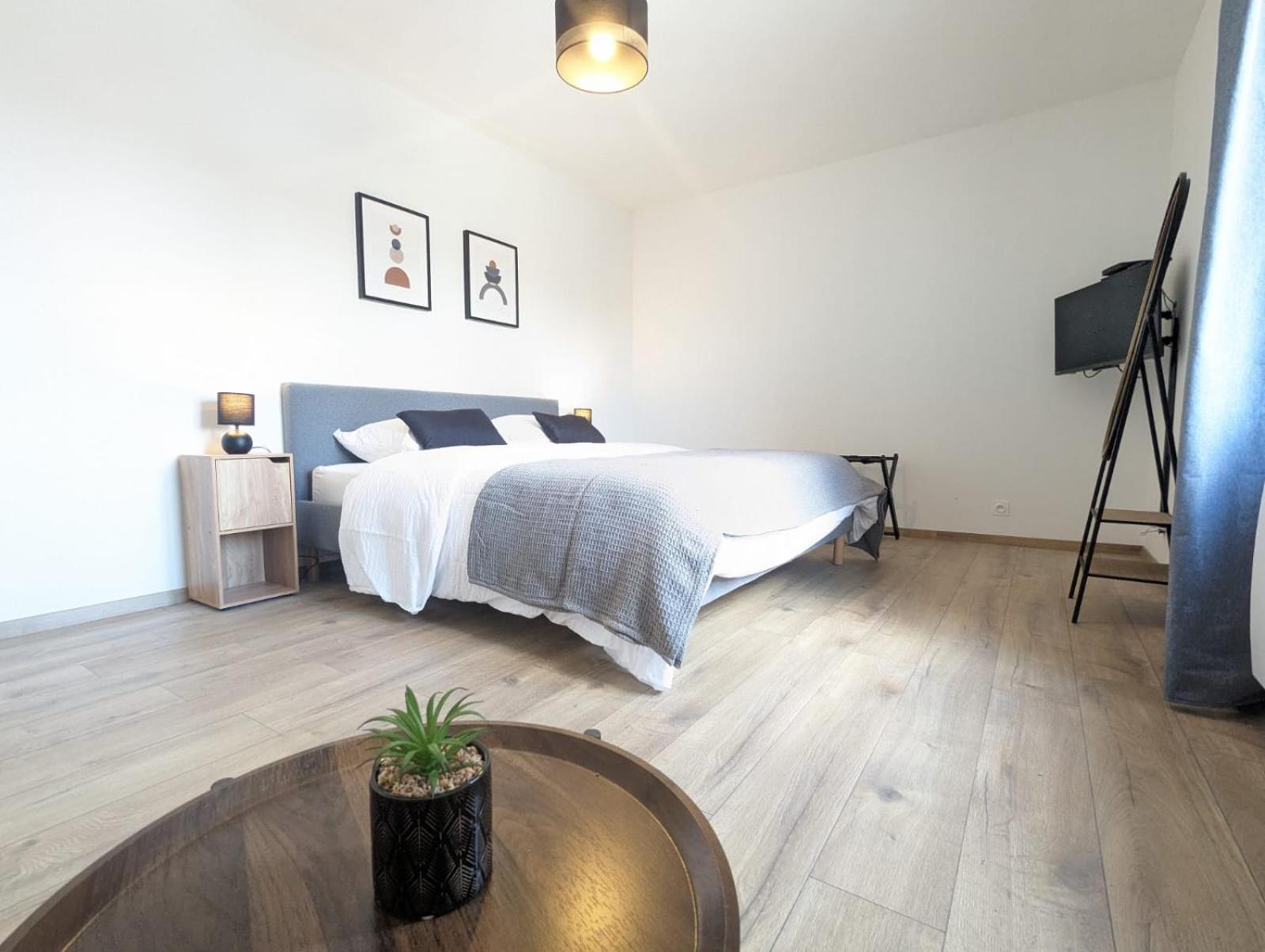 Apartment Le Prestige 152 Proche Aeroport -gare Lyon -groupama Stadium-ldlc Arena Colombier-Saugnieu